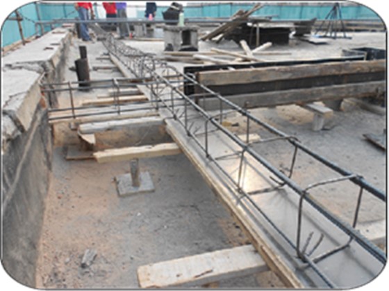 2、新增钢结构混凝土卧梁与原结构植筋连接.png