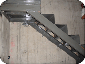 新增加钢结构转角楼梯.png