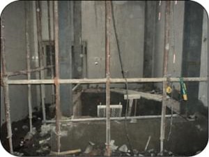 2、1-4层电梯井钢结构柱新加混凝土基础.jpg